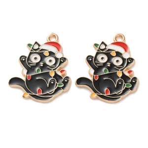 10 Black Cat Tangled in Christmas Lights Gold Tone Pendants & Enamel Detail - Picture 1 of 2