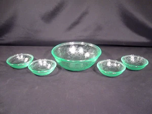 US Glass Strawberry Green Berry Bowl Set Set of 5 - Picture 1 of 17