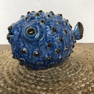 PUFFER FISH LIFE LIKE CERAMIC SCULPTURED FIGURINE NAUTICAL SEASIDE DECOR Blue - Picture 1 of 11
