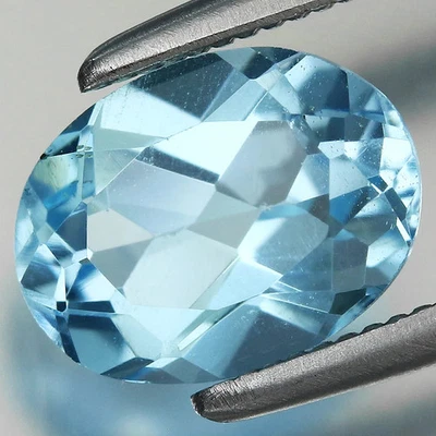 OVAL 1.43ct t.w 8x6mm Natural Sky Blue Topaz Brazil Gemstone - Image 1 of 4
