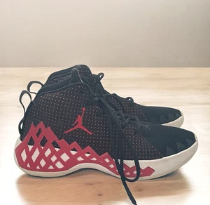 Jordan Jumpman Diamond Mid Black Red US 7.5 UK 6.5 Basketball Shoes CI1204-006 - Picture 1 of 11