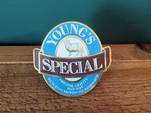 Young's Special Metal Beer Ale Pump Clip Badge Pub Bar Breweriana - Picture 1 of 4