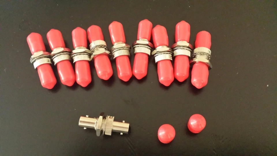 Single Mode fiber optic bulk head connectors Female ST to ST, ceramic insert - Image 1 of 1