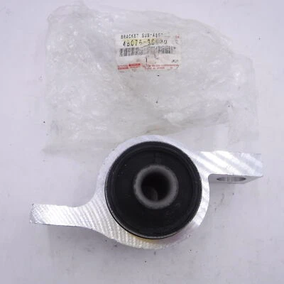 ÚNICO Fr. Buje de brazo de control inferior con soporte para Lexus IS250 IS350 2006-2014 Foto 1 de 4