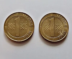COIN VINTAGE AUTHENTIC LOT OF 2 FINLAND 1 MARKKA MARK 1993 1995 - Picture 1 of 4