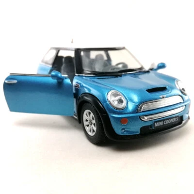 Mini Cooper S British Flag Top Die-Cast Model Car Kinsmart 1:28 Toy Collection 1 - Image 1 of 4