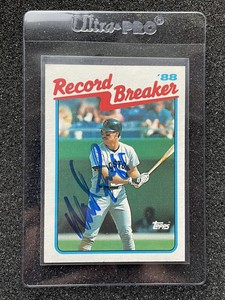 WADE BOGGS AUTO - 1989 Topps #2 Signed Card In Person Autograph SP HOF Red Sox