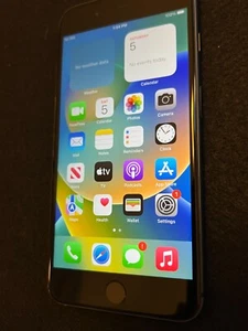 Apple iPhone 8 Plus - 128 GB - Space Gray (Unlocked) 100% EXCELLENT TikTok - Afbeelding 1 van 5