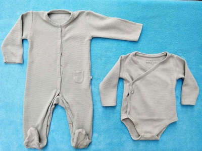 Baby's Only Wickelbody + Strampler mit Fuß Set Gr.62 Dusty Green Schlafanzug - Bild 1 von 4