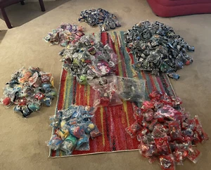 MASSIVE Lot 735 McDonalds/Other Happy Meal Toys Mixed Vtg.-Current All Sealed!! - Picture 1 of 13