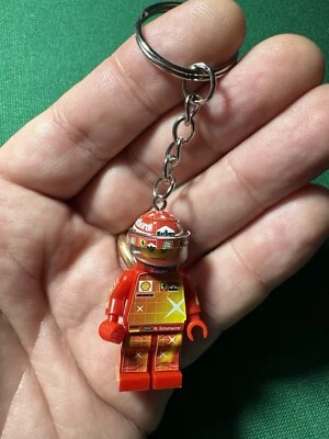 F1 Keyrig Minifigure Michael Schumacher 2006 Montecarlo World Champion Ferrari - Immagine 1 di 3