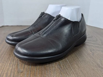 MUNRO Proper Perfect Fit Loafers Womens 9W Black Leather Low Wedge Zip Slip On - Image 1 of 4