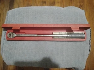 Snap-on Tools 1/2" Drive Torque Wrench 30 - 200 FT LB QJR-3200B To Be REPAIRED - Picture 1 of 12