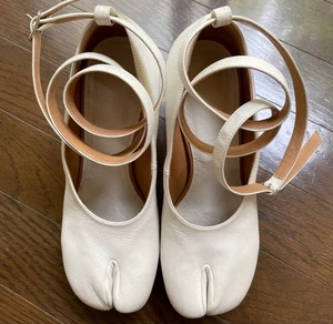 Maison Margiela White Platform Tabi Pumps Women's Shoes Size 38 Authentic Used - Picture 1 of 5