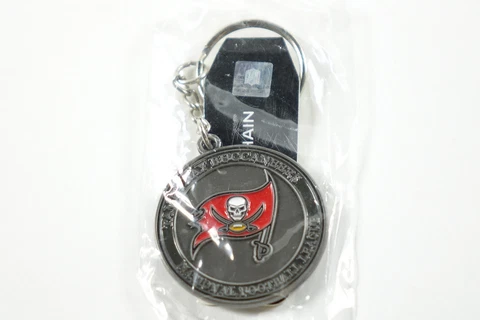 NFL Tampa Bay Buccaneers Ultimate Keychain Cover