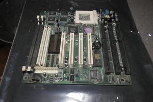 Motherboard Aristo EP40198R212 Socket 7 EDO FPM Sd Isa PCI 256 kb cache VIA VPX - Picture 1 of 18