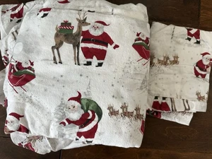 Pottery Barn Kids Heirloom Santa Sheet Set Twin Preowned - Picture 1 of 3