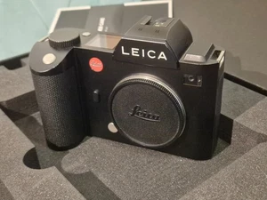 Leica SL Typ 601 (10850) mit OVP and Zubehörpaket - Bild 1 von 7