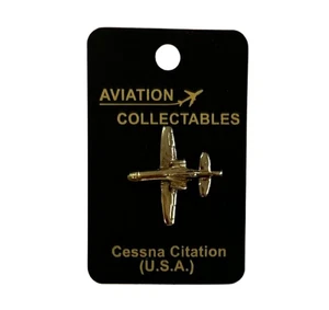 140058 CESSNA CITATION (USA) 3D PLANE AIRCRAFT AVIATION GOLD LAPEL PIN BADGE - Picture 1 of 2