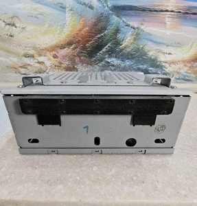 16-18 FORD FIESTA AM FM CD MP3 Player Radio receiver OEM D2BT19C107AJ - Picture 1 of 6