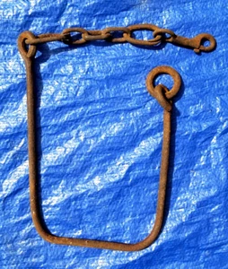 Antique Hand Forged Iron Hook Loop Chain Salvaged from 1905 Horse Barn - Picture 1 of 8