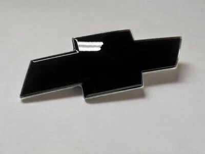 New 07 -14 Avalanche Suburban Tahoe Front Grille Bowtie Emblem 22830014 OEM - Image 1 of 4