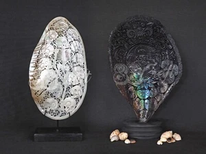 2pcs Natural Mussels Clam Shell Carving Hand Carved Mixed Model Large Bundle - Picture 1 of 7