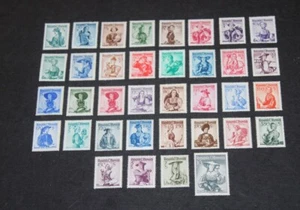 Österreich Trachtensatz Nr.893-926+978-980 komplett postfrisch - Bild 1 von 1