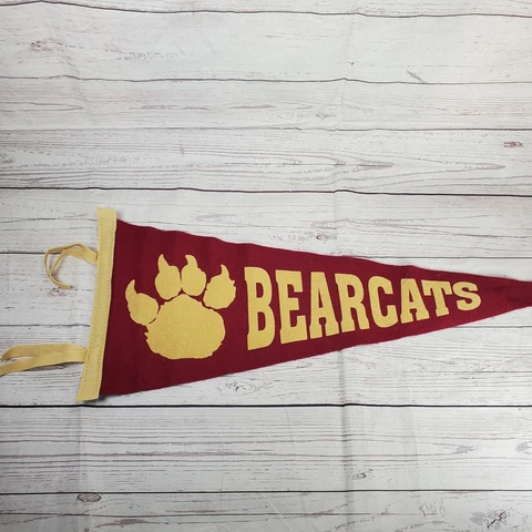 Vintage Bearcats University College Sports Pennant 9x24 Made in USA NCAA Cover