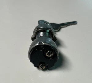 NEW IGNITION SWITCH (2-POLE ELECTRIC) #35024 FORKLIFT UNIVERSAL - Picture 1 of 6
