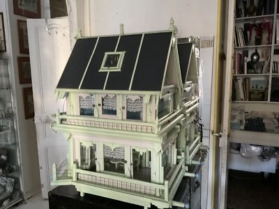 ancienne maison de poupée - Photo 1/4