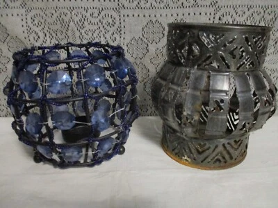 2 - Candelabros de metal - Metal negro con cuentas - Estilo linterna recortada de hojalata Foto 1 de 4