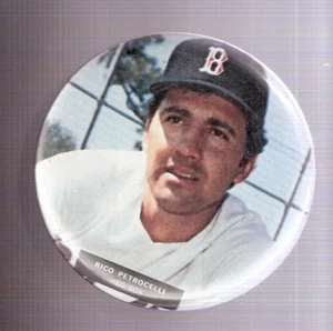 Boston Red Sox 3,5 pulgadas jugador pinback botón Rico Petrocelli campocorto ÚLTIMO - Imagen 1 de 1