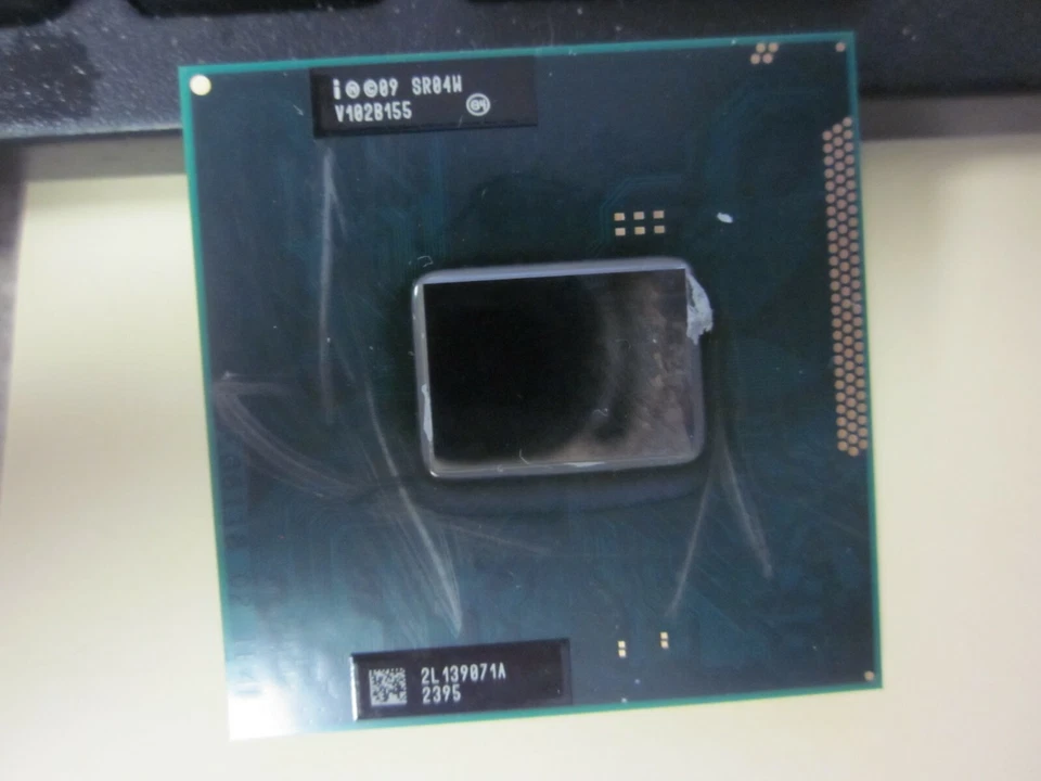 Intel Core I5-2430M 2.4GHz 3MB Socket G2 CPU SR04W - Image 1 of 1