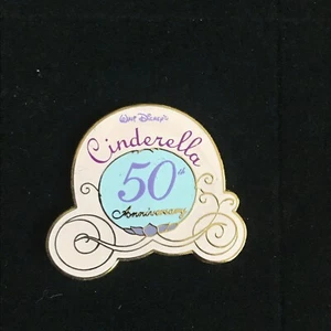 WDCC Cinderella 50th Anniversary Pin WDCC Carriage/Coach - Picture 1 of 1