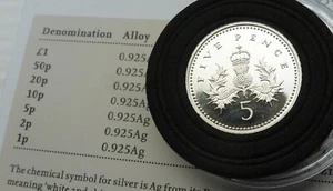 2008 Royal Mint Silver Proof 5p from The Royal Emblems collection. ONLY 8,168. - Picture 1 of 3