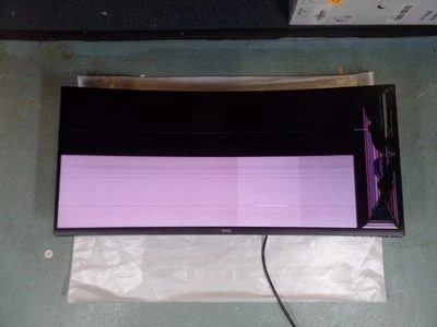 Dell S3422DW 34" Curved Gaming Monitor Damaged Screen - Image 1 of 4