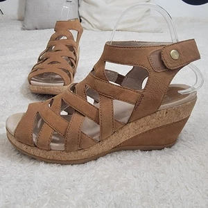 Dansko Cecily Camel Milled Nibuck Sandal Cork Leather Wedge Strappy Sz 39 8.5 - Picture 1 of 16