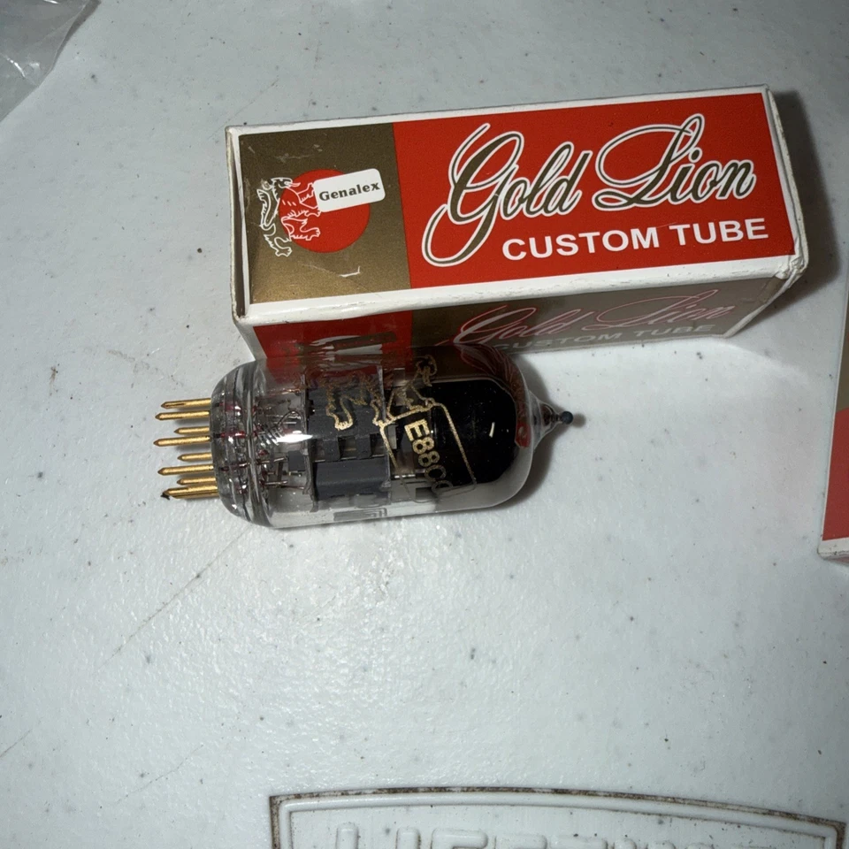 PIN TUBO GENALEX E88CC/6922 ORO LEÓN ORO ¡BONITO! Foto 1 de 2