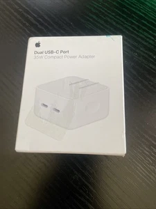 Authentic Apple Dual USB-C Port 35W Compact Power Adapter (MW2H3AM/A) Brand New - Photo 1 sur 6