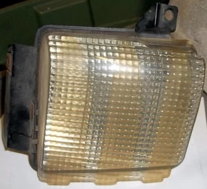 Passenger Corner/Park Light Park Lamp-turn Signal Fits 91-94 LUMINA CAR 194636 - Imagen 1 de 5
