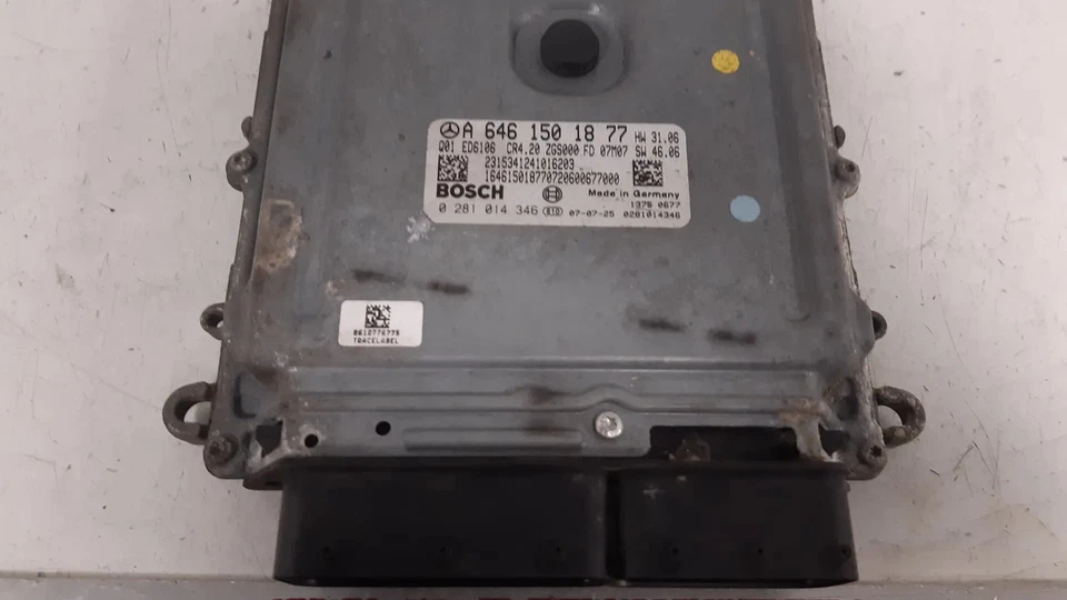 CENTRALINA INIEZIONE Mercedes-Benz Sprinter 3,5t (906.63) 2008 A6461501877 - Immagine 1 di 1