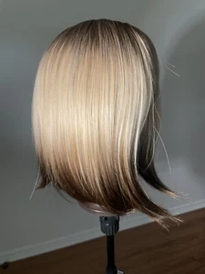 Wigs, Blonde/ Brown Ombre’ 14” Length Bob W/ Bangs. Synthetic. Med Adj Cap - Picture 1 of 8