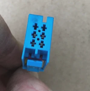 Porsche Cayenne 4.5S (2005) Driver's Side (RH) Footwell Connector + Wiring - Picture 1 of 4