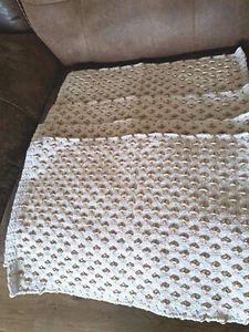 Zierliches Home Gewebtes 4er Set Creme mit Gold Tischsets. Made in India Baumwolle Poly - Bild 1 von 6