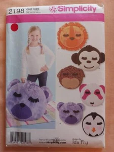 Simplicity 2198 Child's Animal Faced Fleece Pillows Pattern   2011 - Imagen 1 de 2