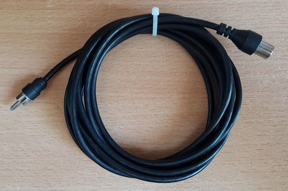 Antenna, Coax, Coaxial Cable for Commodore 64/16/116/+4/128/VC20/A520 - 3 meter - Image 1 of 1