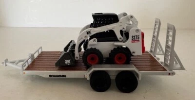 Remolque Bobcat Cronkhite personalizado con etiquetas de eje tándem 1:50 y minicargadora Bobcat S175 Foto 1 de 4