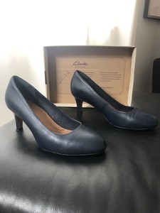 clarks heavenly heart dress pump