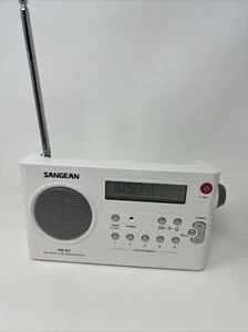 Radio Sintetizada Sangean PR-D7 AM/FM PLL Digital Portátil Usada en Excelente Condición - Imagen 1 de 8